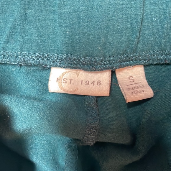 4/$15 C est 1946 leggings - Picture 2 of 3